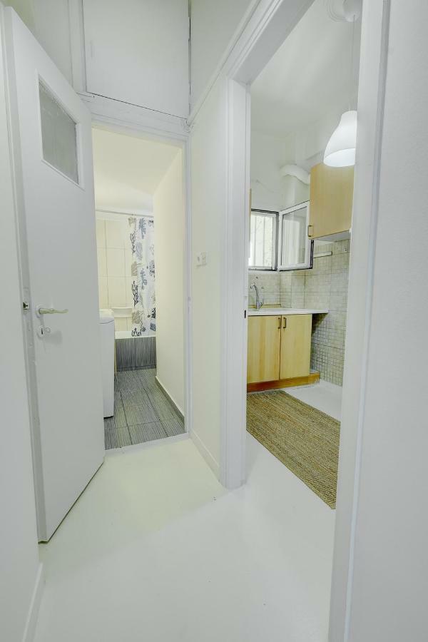 Estia Near Acropolis Apartment Атина Екстериор снимка